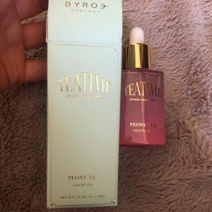 Byroe Teatime peony tea glow oil 1oz